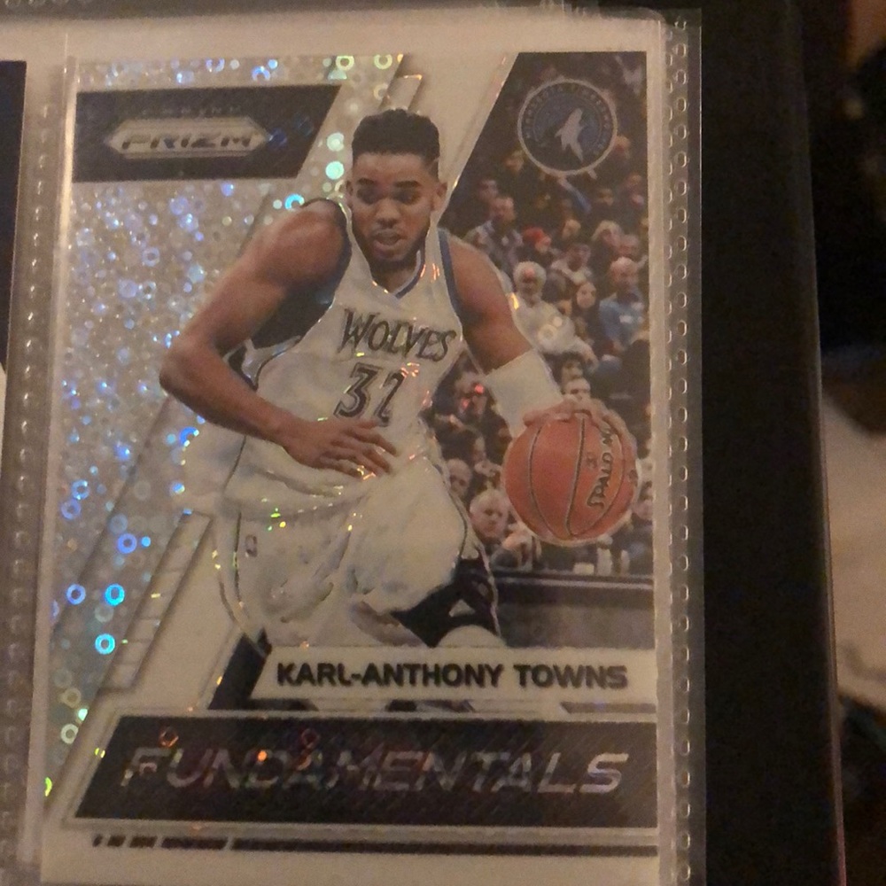 Karl Anthony Town Panini Prizm 2017